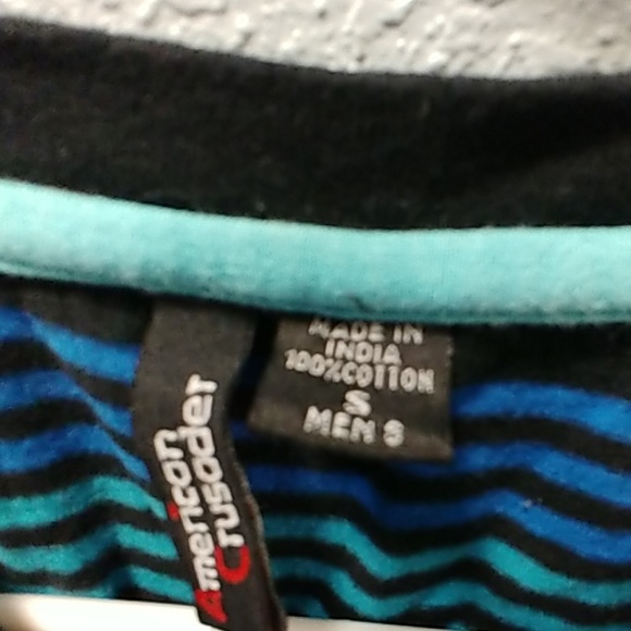 Boy's/Jr's  V neck tee - Picture 2 of 3